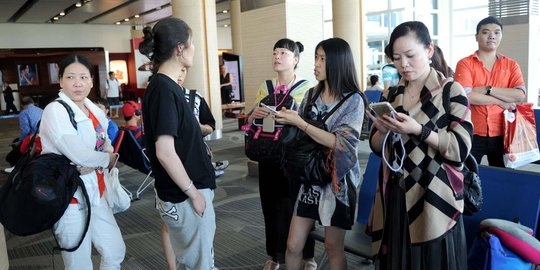 Kronologis 47 WNA penumpang AirAsia 'lepas' di Bandara Ngurah Rai