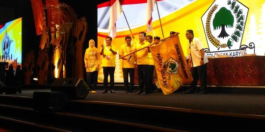 LIPI sebut Setya Novanto jadi ketum Golkar karena finansial