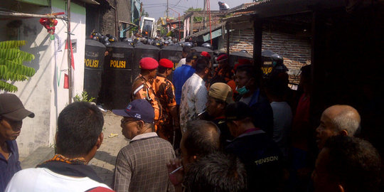 1 Warga meninggal saat eksekusi lahan KAI di Kebonharjo Semarang