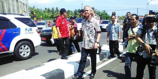 Jelang lebaran, penerangan lingkar Sumpiuh masih bermasalah