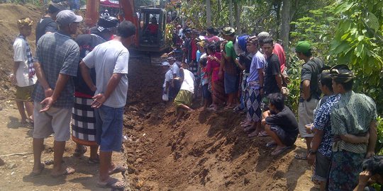 Luhut sebut menhan tak paham maksud pembongkaran kuburan tragedi 65