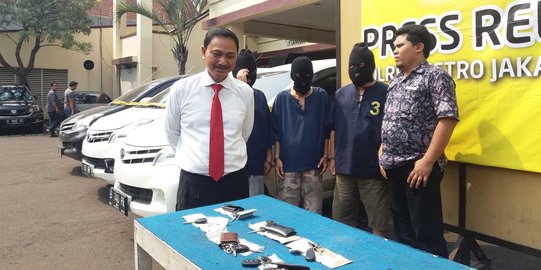 Komplotan penggelap mobil rental dibekuk di Kelapa Gading