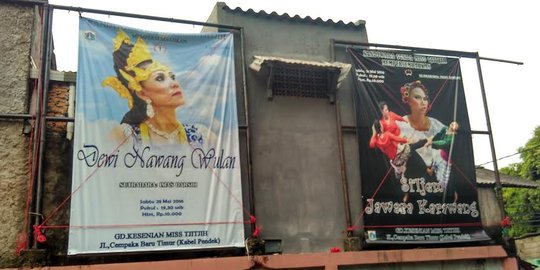 Belajar sandiwara di Miss Tjitjih