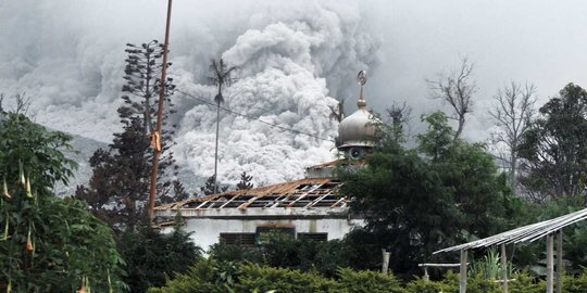 Korban tewas awan panas Gunung Sinabung jadi 7 orang, 2 masih kritis