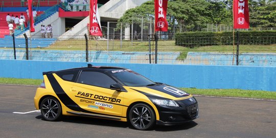 Honda CR-Z tampil jadi Official Car Indospeed Race Series 2016