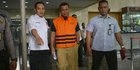 Usut gratifikasi bupati Subang, KPK periksa penyidik kepolisian