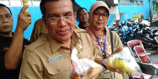 Sidak pasar di Jaktim, ada tahu berformalin dan sayuran berpestisida