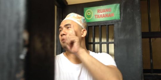 Saipul Jamil pamer rambut baru dicukur sesama tahanan
