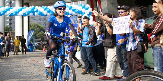 Melihat keberangkatan Haruka JKT48 bersepeda dari Jakarta-Surabaya