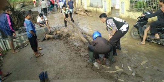 Salah jumlah korban tewas, korban air bah Subang didata ulang