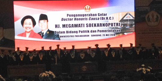 Orasi ilmiah lengkap Megawati usai terima Doctor HC di Unpad