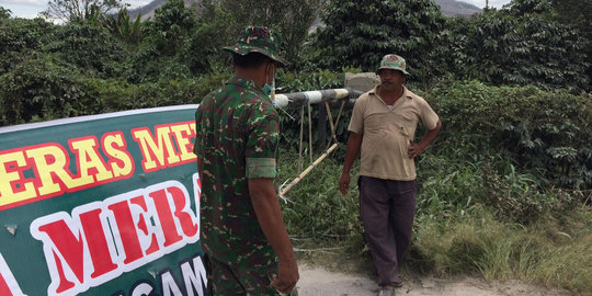 Warga sering mengiba bisa masuk zona merah Sinabung