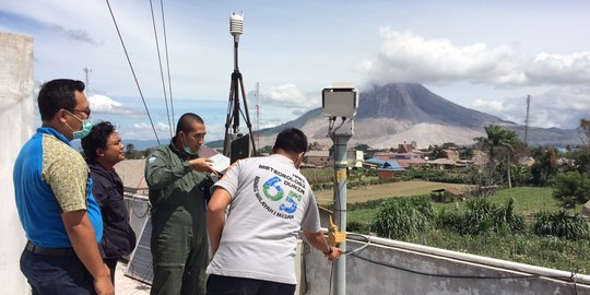 BMKG pantau kondisi udara sekitar Gunung Sinabung