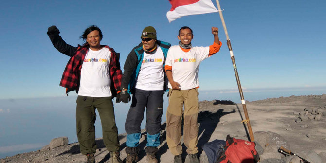 Begini cara bertahan hidup saat pendaki tersesat di gunung