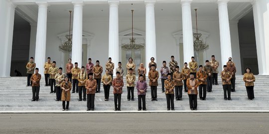 Ngebetnya Golkar masuk kabinet Jokowi-JK