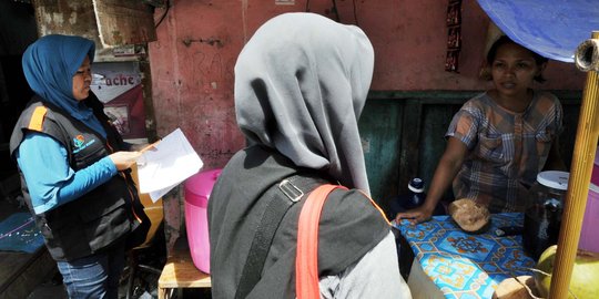 Honor dipotong Rp 200.000, petugas sensus ekonomi di Bekasi meradang