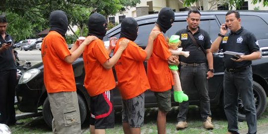 Kesadisan pelaku cabuli anak di Aceh terlihat dalam 61 adegan rekon