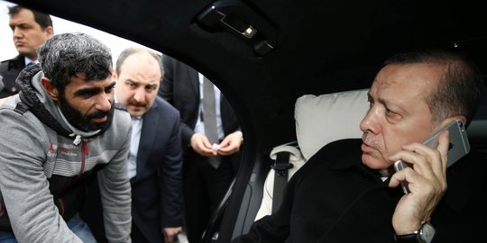 hentikan upaya bunuh diri di jalanan rev1