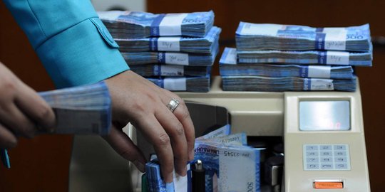 Pagi ini, Rupiah dibuka menguat ke level Rp 13.579 per USD