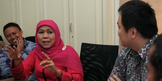 Keakraban Menteri Khofifah berkunjung ke Kantor merdeka.com