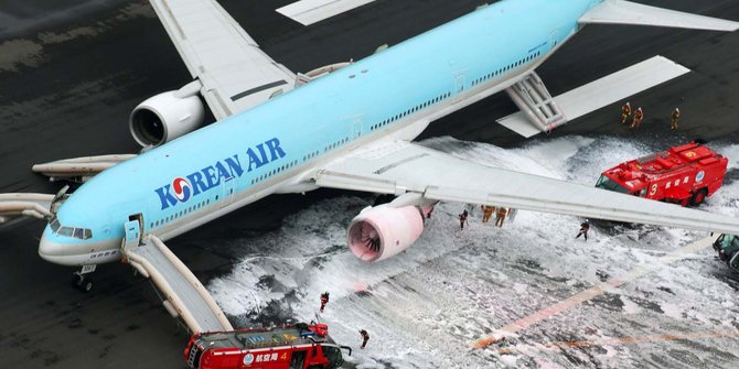 Pesawat Korea Airlines kecelakaan mesin di Bandara Haneda