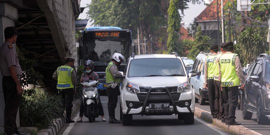 Dalam 13 hari, 100.000 pengendara ibu kota melanggar lalu lintas