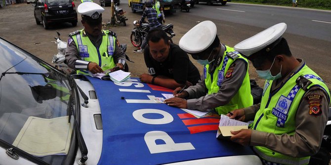 Polda Riau tilang 11.594 pengendara selama Operasi Patuh Siak