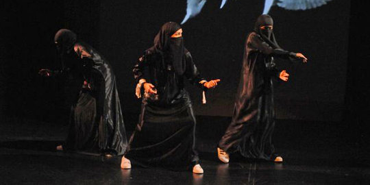 We're Muslim, Don't Panic, kelompok hip-hop yang hebohkan internet