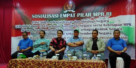 MPR, lembaga negara yang bertugas melantik presiden