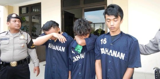 Minta ampun, enam tersangka pemerkosa siswi SD di Semarang menangis