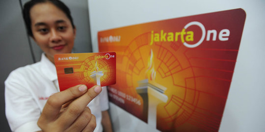 Ahok pamer kecanggihan Jakarta One, klaim fungsinya mirip e-KTP