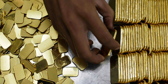 Akhir pekan, harga emas turun Rp 1.000 jadi Rp 577.000 per gram
