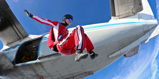 Apa yang terjadi ketika skydiving?