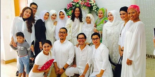 Momen-momen kebahagiaan Aming saat menikah