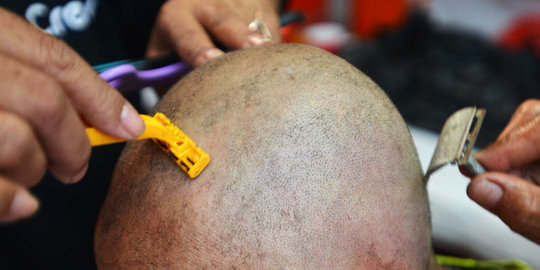 Gara-gara laporan keuangan, seluruh PNS di Bekasi harus cukur gundul