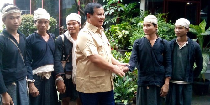 Cerita Prabowo Subianto diburu suku Baduy lalu borong 10 