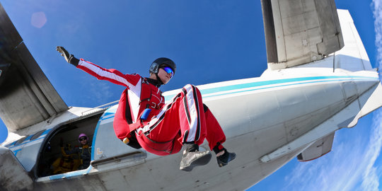 Waktu tersulit olahraga skydiving