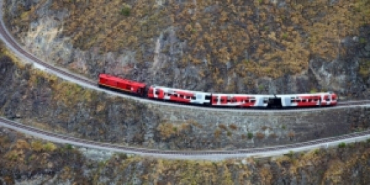 Jalur Kereta Api Ini Menyimpan Kisah Pilu  merdeka.com