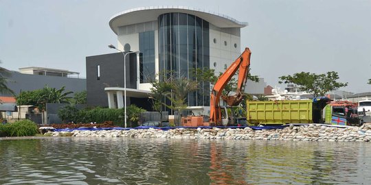 Beda sikap Ahok & Djarot soal izin dermaga pribadi di Pantai Mutiara