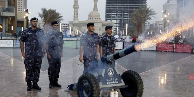 Waktu berbuka di Sharjah, Uni Emirat Arab ditandai dentuman 9 meriam