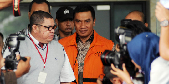 Kasus suap pembahasan APBD Riau, KPK tahan Bupati Rokan Hulu