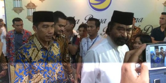 Buka puasa bersama Jokowi, Surya Paloh bantah bahas reshuffle