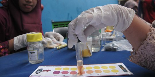 Makanan mengandung formalin dan pewarna tekstil beredar di Cilegon