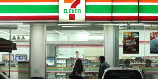 Seven Eleven rontok, Modern International tak sebar dividen