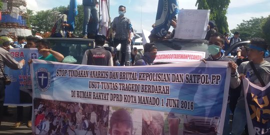 Tuntut penyelesaian sejumlah kasus, massa GMKI geruduk DPRD Manado