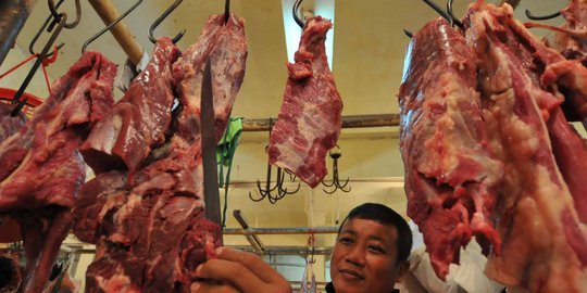 Menteri Rini: Soal penurunan harga daging, masih coba terus