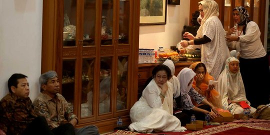 Sibuk haul Taufiq Kiemas, Megawati absen bukber di kantor Nasdem