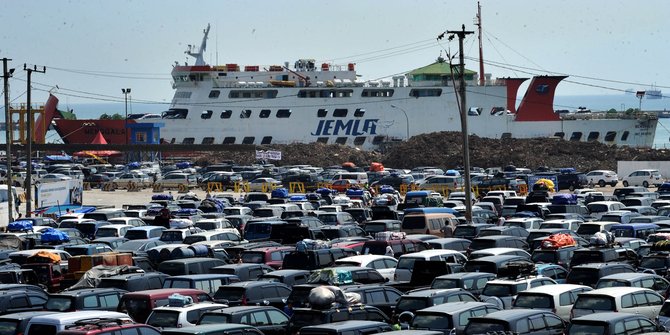 Jelang mudik, alat keselamatan kapal ferry di Merak tidak layak