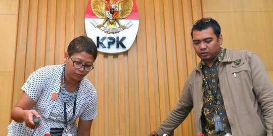 Masa tahanan 5 tersangka suap PN Tipikor Bengkulu diperpanjang