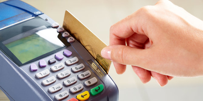 Bos pajak: Jangan takut, pengguna kartu kredit tidak dipajaki